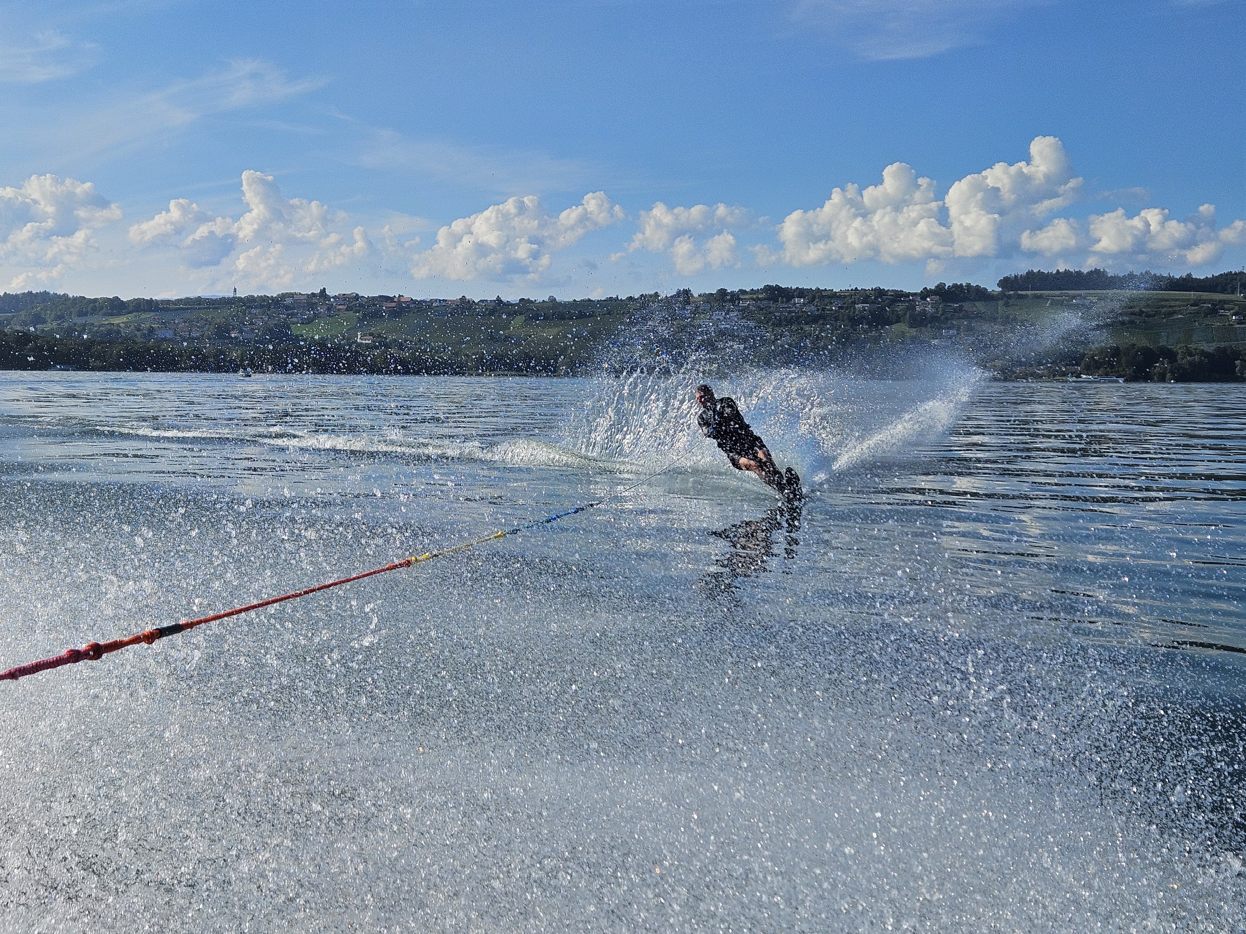 Sommer-Flashback: Spektakuläre Wasserski-Momente auf dem Murtensee!